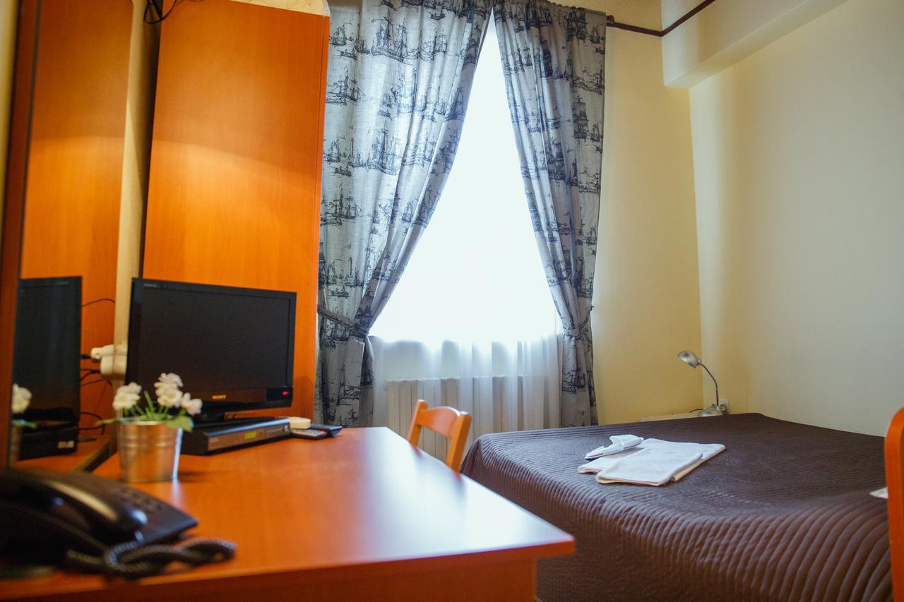 Mini Hotel Venezia 阿特劳 外观 照片