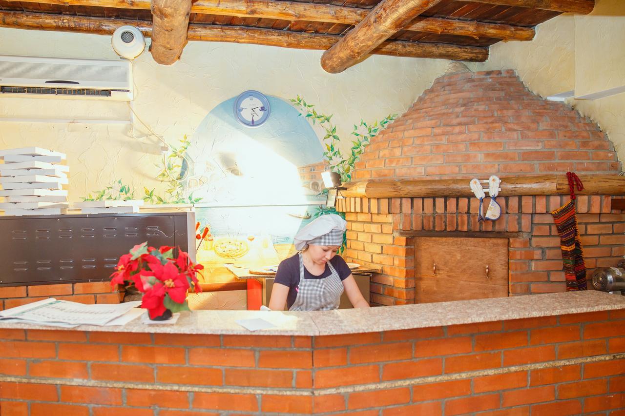 Mini Hotel Venezia 阿特劳 外观 照片